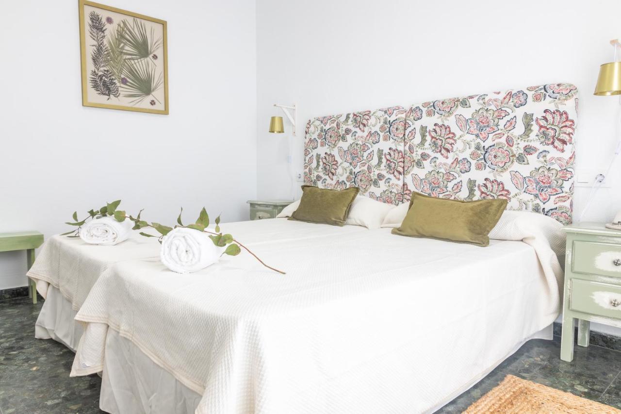 Hotel Marhava Conil De La Frontera Eksteriør bilde